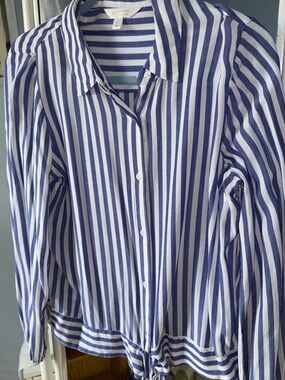 LC Lauren Conrad Blue & White Stripe Button-Down Shirt